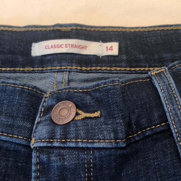 Levi’s Jeans - Women’s - Size 14 - Straight Leg - Picture 3 of 4